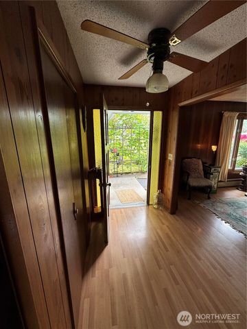 402 W Maple Street, Sequim, WA 98382
