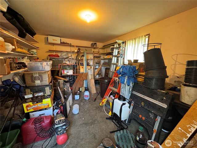 402 W Maple Street, Sequim, WA 98382