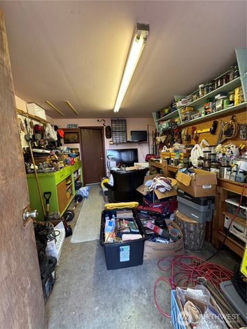 402 W Maple Street, Sequim, WA 98382