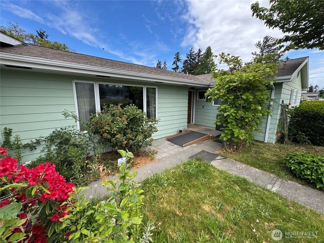 402 W Maple Street, Sequim, WA 98382