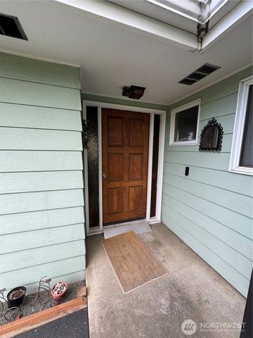 402 W Maple Street, Sequim, WA 98382