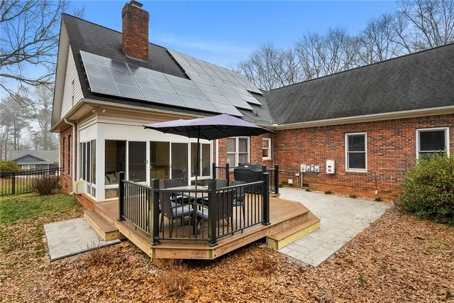 506 QUAIL HOLLOW Drive, Anderson, SC 29621