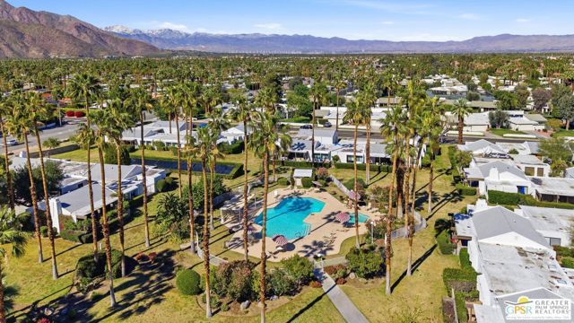1733 Capri Circle, Palm Springs, CA 92264