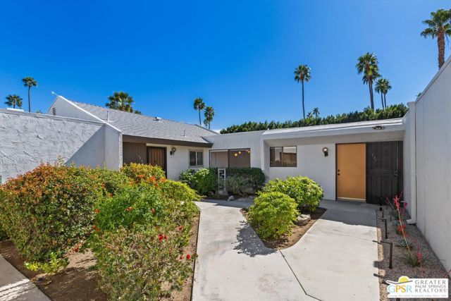 1733 Capri Circle, Palm Springs, CA 92264