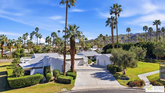 1733 Capri Circle, Palm Springs, CA 92264