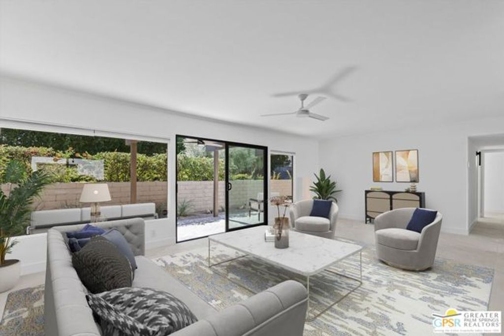 1733 Capri Circle, Palm Springs, CA 92264