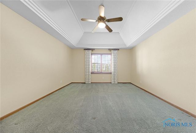 8733 Saint George Drive, Holland, OH 43528