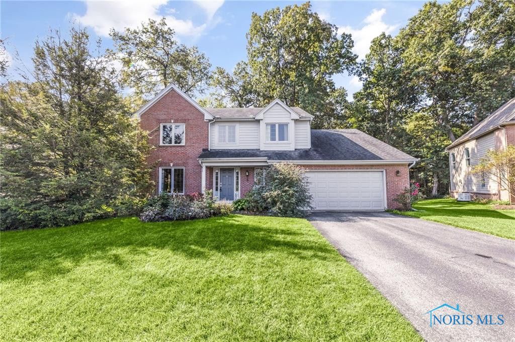 8733 Saint George Drive, Holland, OH 43528