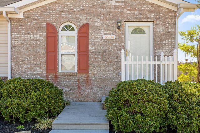 6534 Hickory Trace Circle, Chattanooga, TN 37421