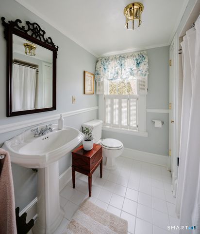 8 Hawleyville Road, Bethel, CT 06801