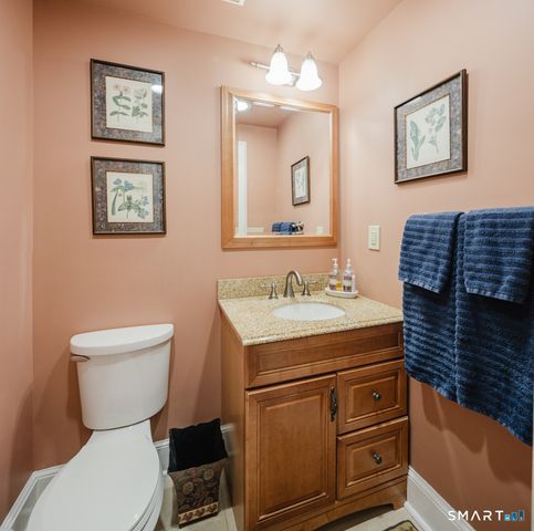 8 Hawleyville Road, Bethel, CT 06801