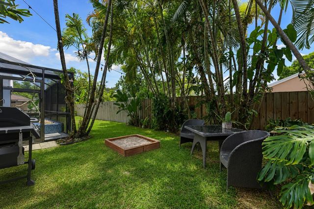 11220 NW 45th Street, Coral Springs, FL 33065