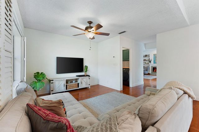 11220 NW 45th Street, Coral Springs, FL 33065