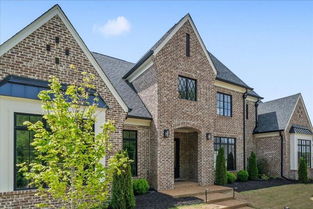 12555 MAGS LN, Collierville, TN 38017
