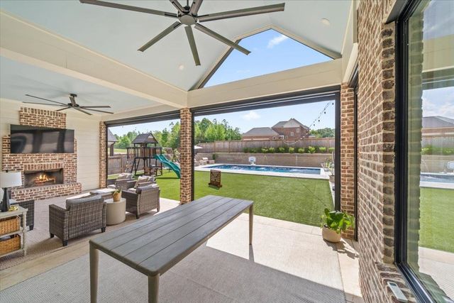 12555 MAGS LN, Collierville, TN 38017