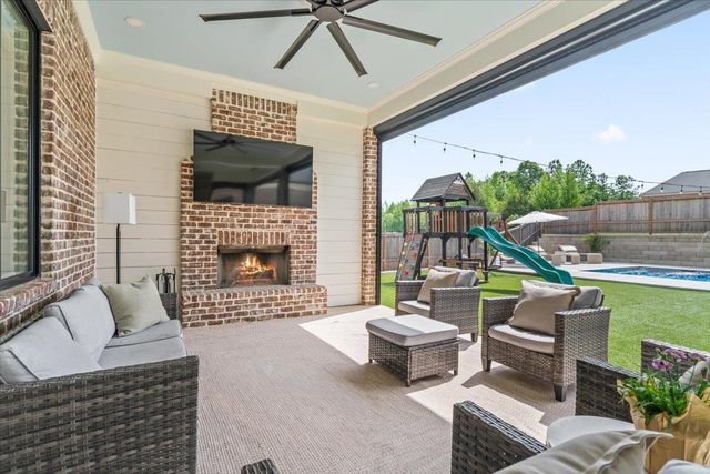 12555 MAGS LN, Collierville, TN 38017