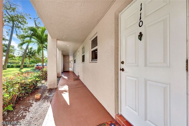 100 Forest Lakes BLVD 110, Naples, FL 34105