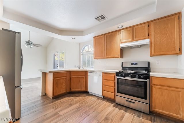 967 Derringer Lane, Henderson, NV 89014