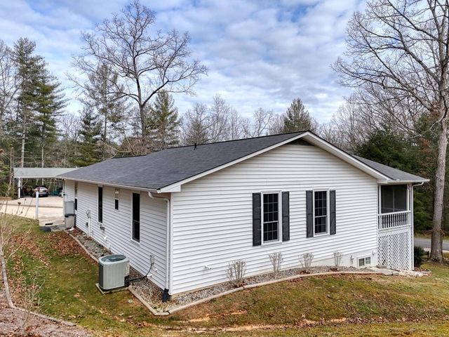 970 Wesley Mountain Drive, Blairsville, GA 30512