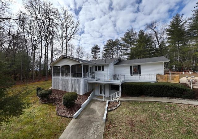 970 Wesley Mountain Drive, Blairsville, GA 30512