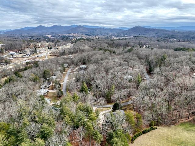 970 Wesley Mountain Drive, Blairsville, GA 30512
