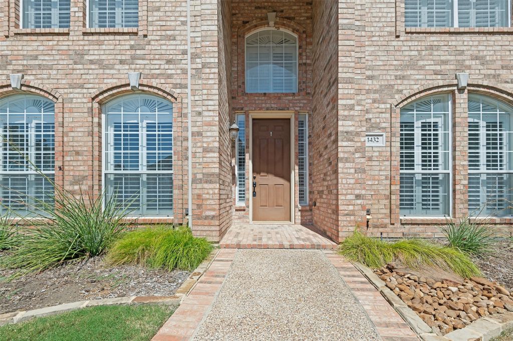 1432 Parkwood Drive, Carrollton, TX 75007 — photo 4