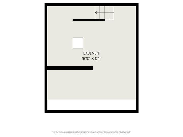 136 S Hemlock Street, Evart, MI 49631