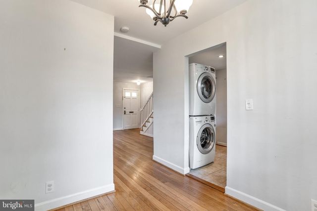 2925 S DINWIDDIE ST, Arlington, VA 22206