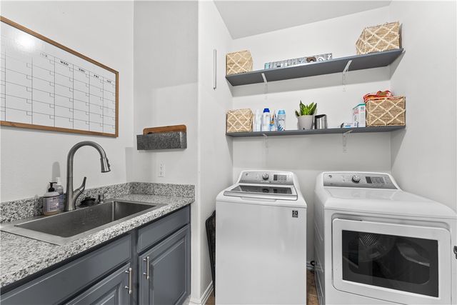 3965 Caston Drive, Fayetteville, AR 72701