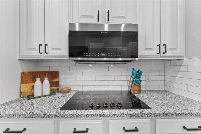 3965 Caston Drive, Fayetteville, AR 72701