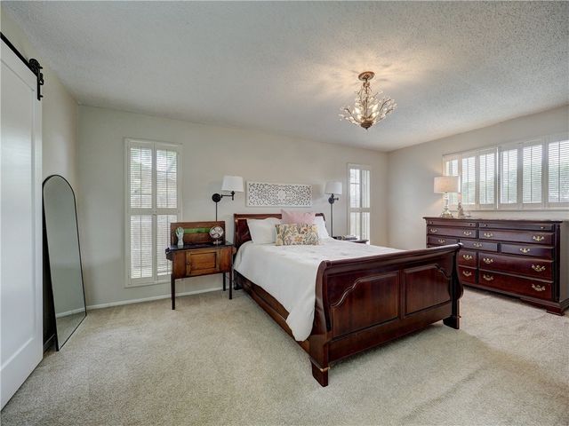 120 Seco Dr, Portland, TX 78374