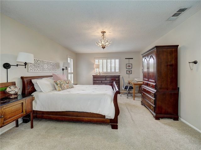 120 Seco Dr, Portland, TX 78374