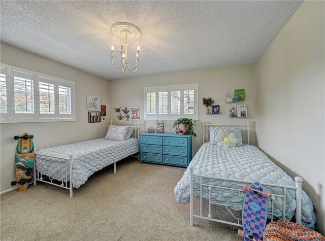 120 Seco Dr, Portland, TX 78374