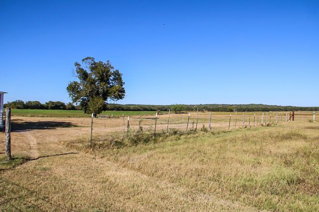 291 County Road 3305, Clifton, TX 76634