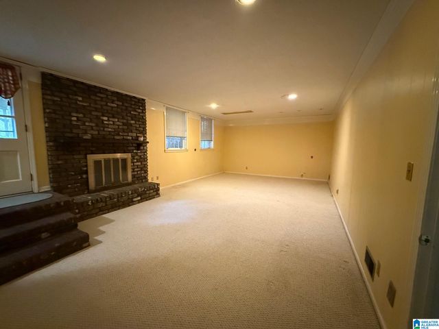 7406 GADSDEN HIGHWAY, Trussville, AL 35173