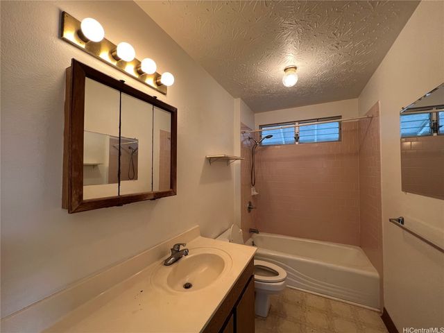 2345 Anini Place A, Pearl City, HI 96782