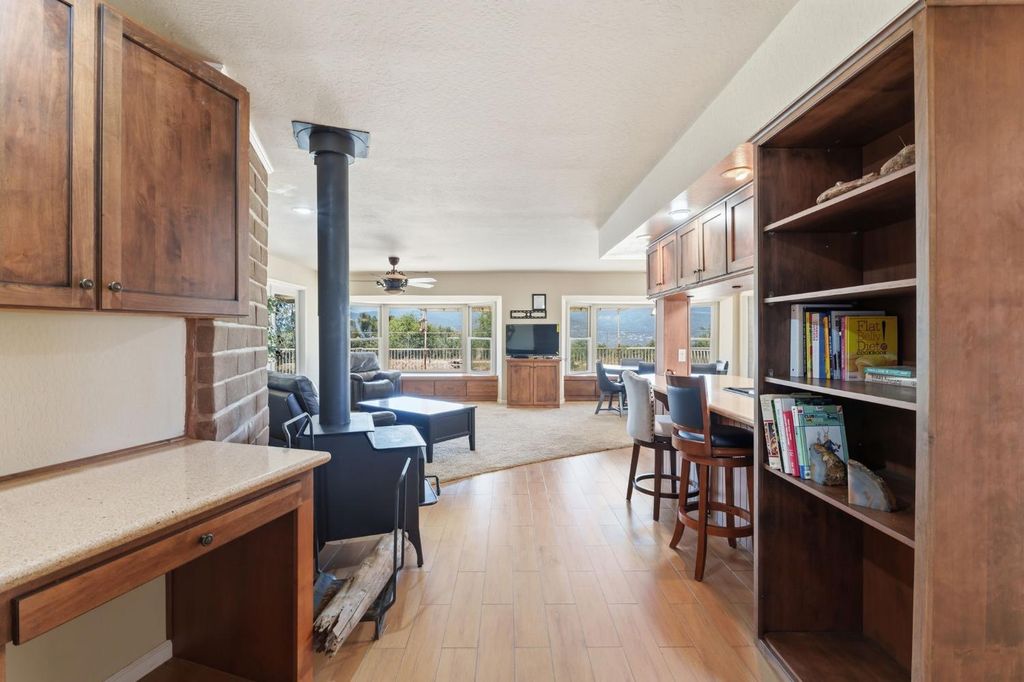 Image 20 of property listing at 38720 Highway 41, Oakhurst, CA 93644