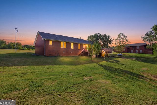 260 Brookhaven Circle, Toccoa, GA 30577