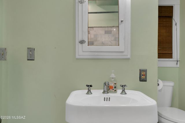 1501 N Winstel Boulevard, Tucson, AZ 85716