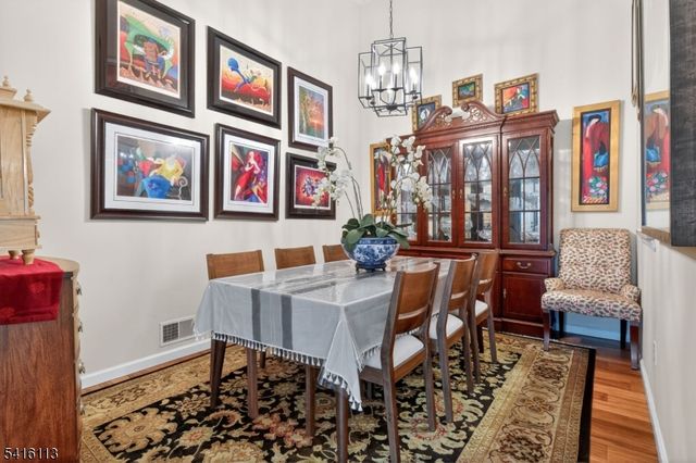 96 Crabapple Ln, Franklin Twp., NJ 08823