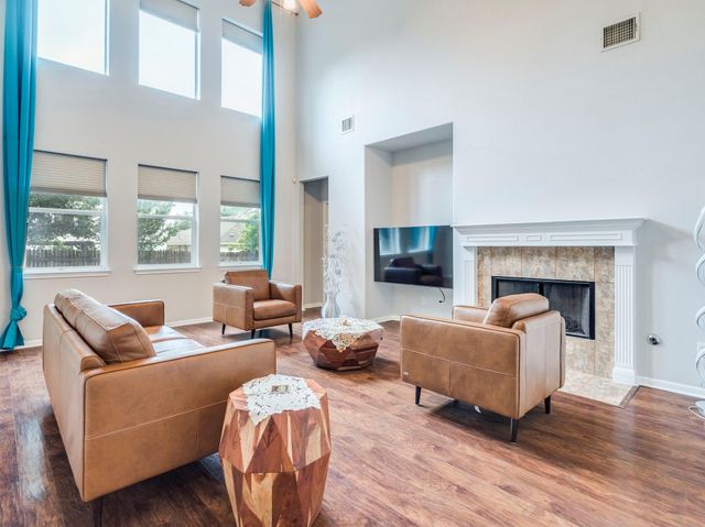 734 Crane Canyon PL, Round Rock, TX 78665