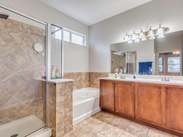 734 Crane Canyon PL, Round Rock, TX 78665