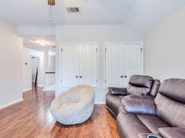 734 Crane Canyon PL, Round Rock, TX 78665