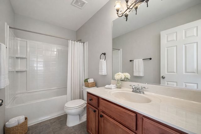 3381 Cameron Drive, Elgin, IL 60124