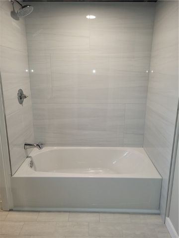 9755 Grosick Rd, Mccandless, PA 15237