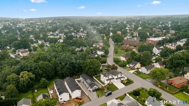 65 Sterling Street, Fairfield, CT 06825
