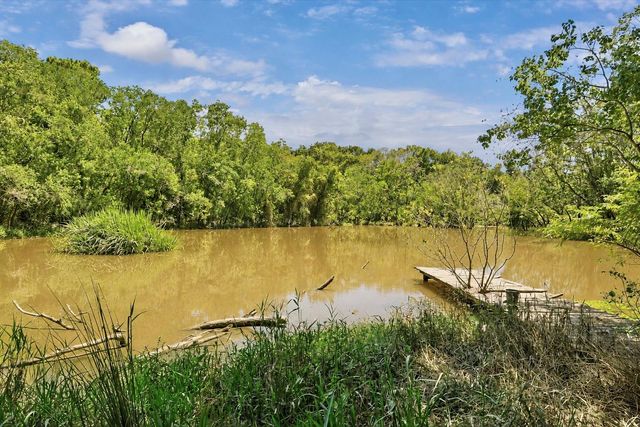 30403 Walnut Creek Road, Magnolia, TX 77355