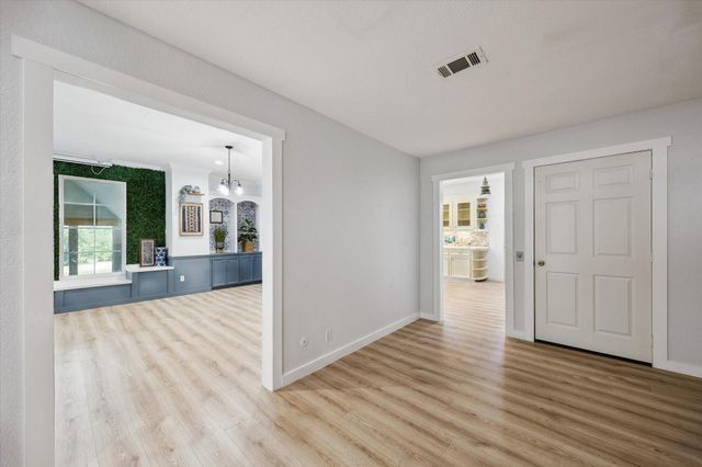 30403 Walnut Creek Road, Magnolia, TX 77355