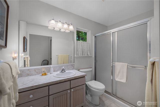 240 E Aycliffe Drive, Shelton, WA 98584