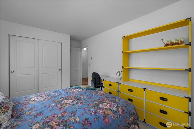 240 E Aycliffe Drive, Shelton, WA 98584